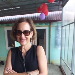 Meet your Posher, Debbie